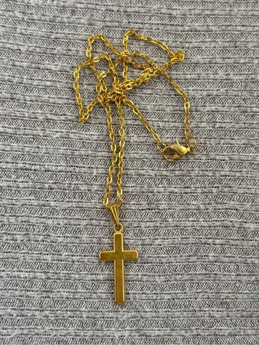 Vintage gold tone simple cross chain necklace